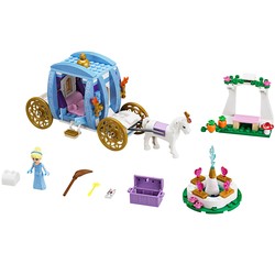Cinderella's Dream Carriage, zdjęcie 1