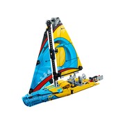 Racing Yacht