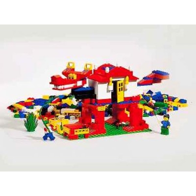 Big Box Play Scape