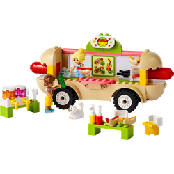 Food truck z hot dogami
