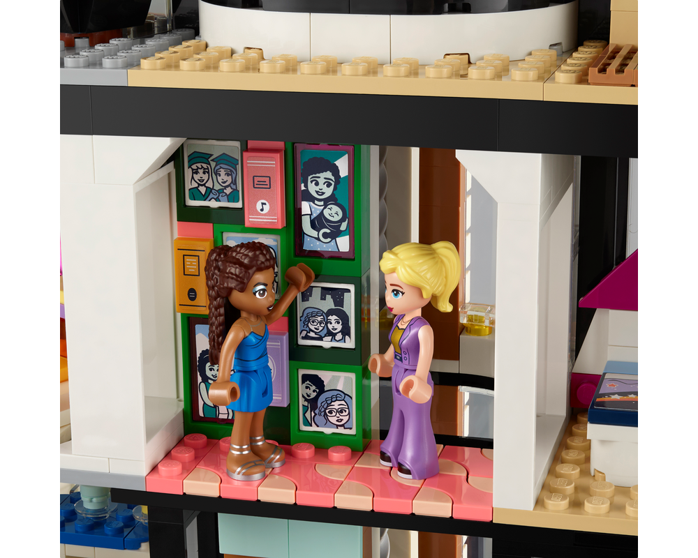 LEGO Set 42639-1 Andrea's Modern Mansion (2024 Friends) | Rebrickable ...