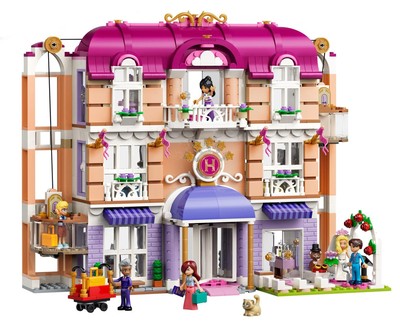 LEGO 42704 Heartlake City Grand Hotel