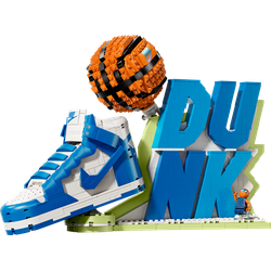 Nike Dunk x LEGO® Set
