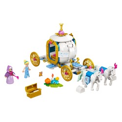 Cinderella's Royal Carriage, zdjęcie 1