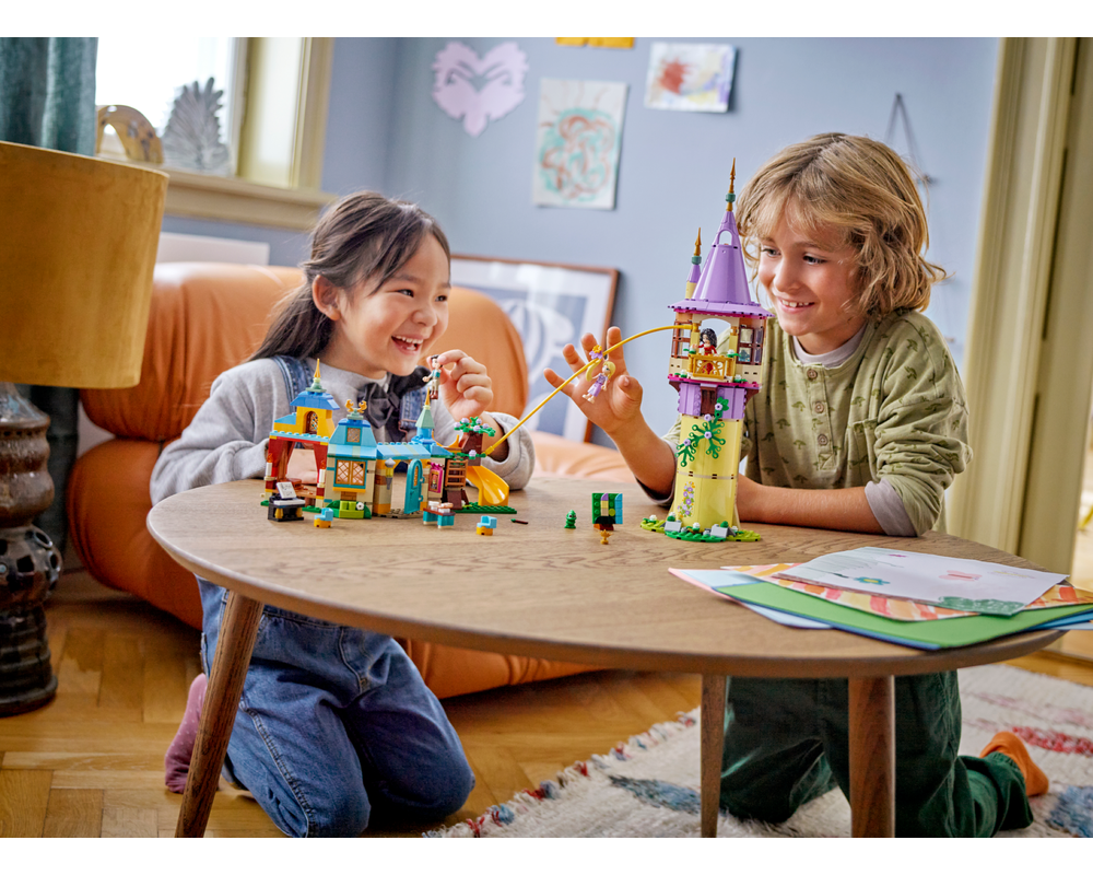 LEGO Set 43241-1 Rapunzel's Tower and the Snuggly Duckling Tavern (2024 ...