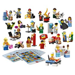 Community Minifigure Set