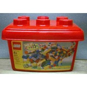 Bricks and Creations Tub - (TRU Exclusive) (Bottom Tub and its contents only)