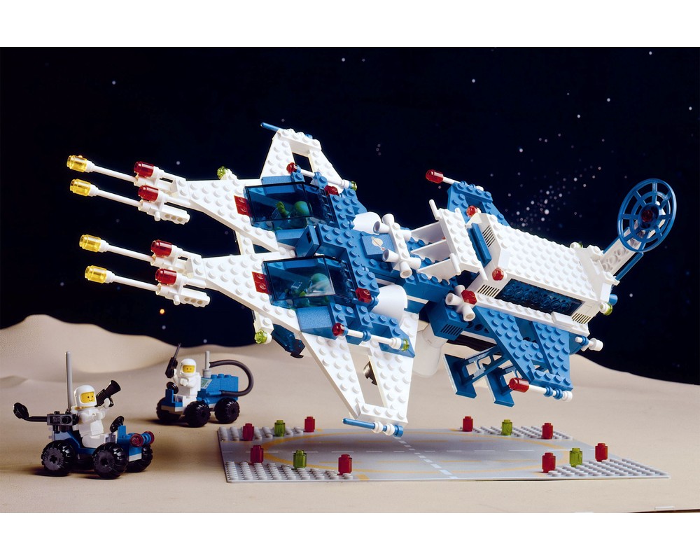 LEGO Set 5008313-1 LEGO Space 1978-1992 (2023 Books > Non-fiction Books ...