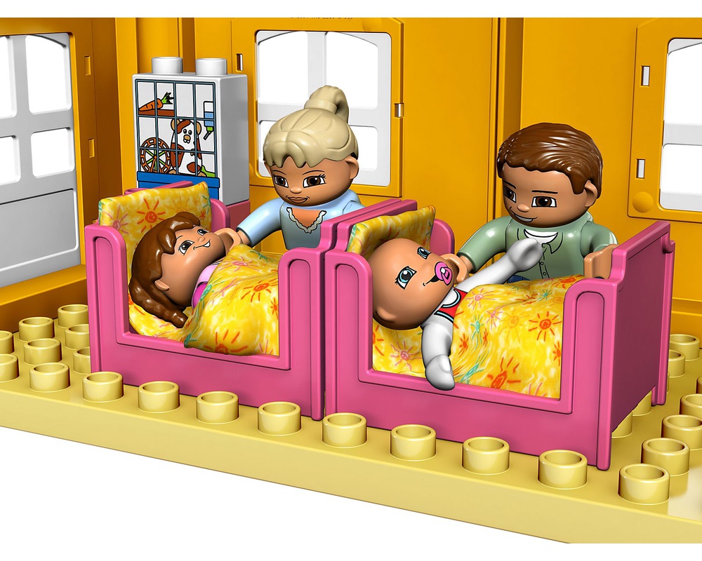 LEGO Set 5639-1 Family House (2009 Duplo Playhouse) | Rebrickable - Build with LEGO
