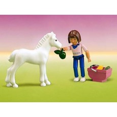 Jennifer and Foal (set 5822-1)