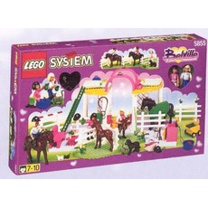 Riding Stables (set 5855-1)