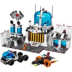 Space Police Central, zdjęcie 1