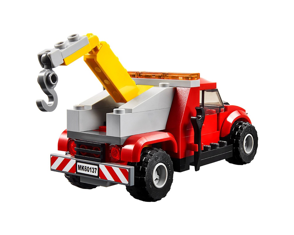 LEGO Set 60137-1 Tow Truck Trouble (2017 City > Police) | Rebrickable ...