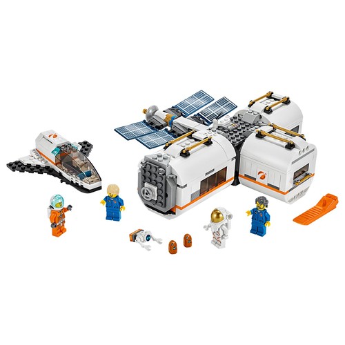 Lunar Space Station