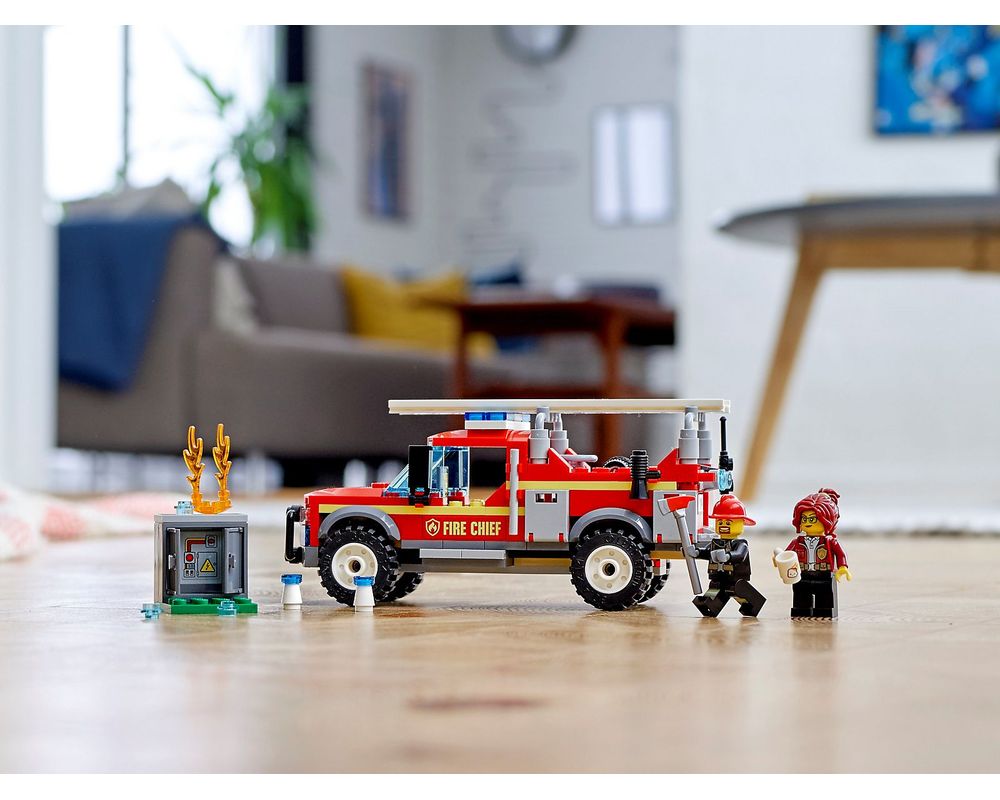 LEGO Set 60231-1 Fire Chief Response Truck (2019 Town > City ...