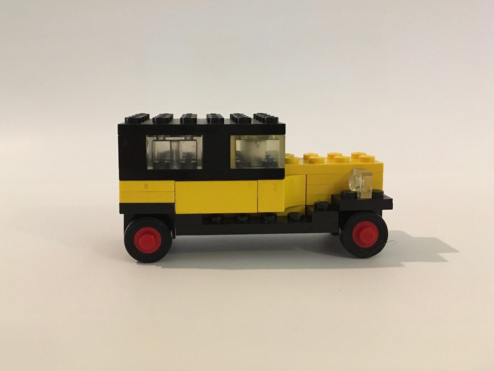 LEGO 6033 Vintage Car (1970 Legoland &gt; Vehicle