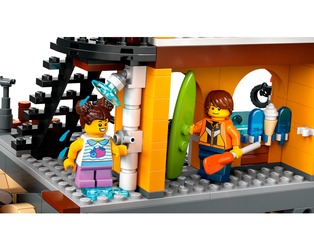 LEGO Set 60422-1 Harbour (2024 City) | Rebrickable - Build with LEGO