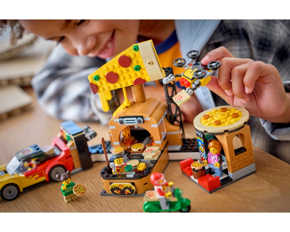 LEGO Set 60496-1 Pizza Delivery Experience with Vehicles (2026 City ...