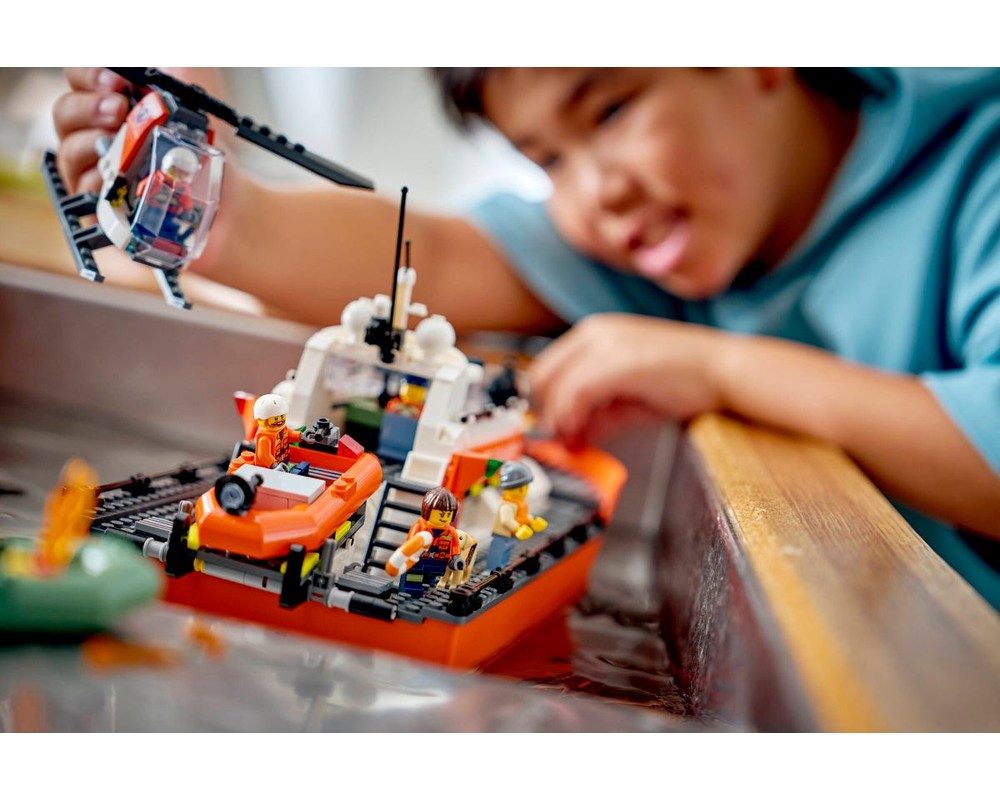 LEGO Set 60504-1 Coast Guard Rescue Boat & Helicopter (2026 City ...
