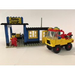 Auto Service Station
