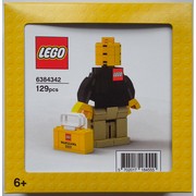 Warsaw Brand Store Opening Associate Figure
