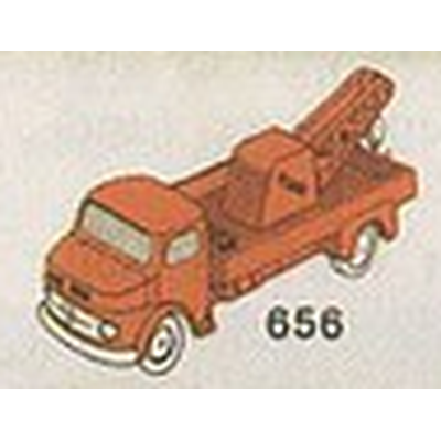 1:87 Mercedes Tow Truck