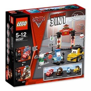 LEGO Radiator Springs McQueen (2011 Cars) | - Build with LEGO