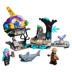 J.B.'s Submarine, zdjęcie 1
