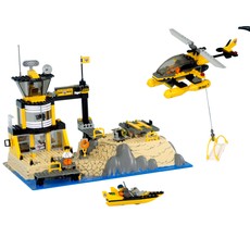 Coast Watch HQ (set 7047-1)