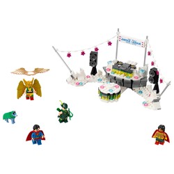 The Justice League Anniversary Party, zdjęcie 1