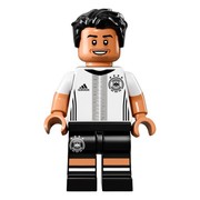 Mesut Özil (8)