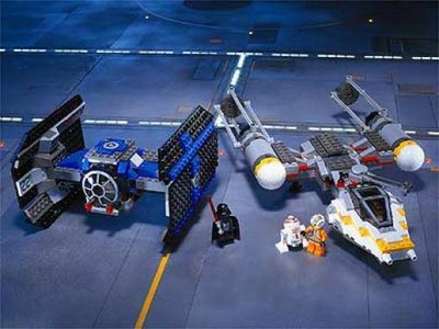 LEGO 7152 TIE Fighter & Y-wing