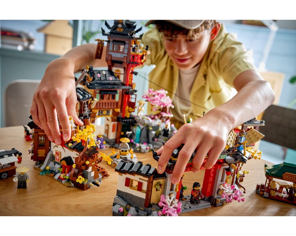 LEGO Set 71861-1 The Old Town 15th Anniversary (2026 Ninjago ...