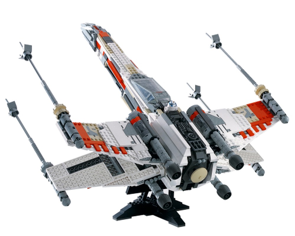 LEGO Set 7191-1 X-wing Fighter Star Wars > Ultimate Collector Series) | - Build LEGO