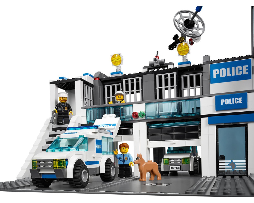 Police Station, 7498-1