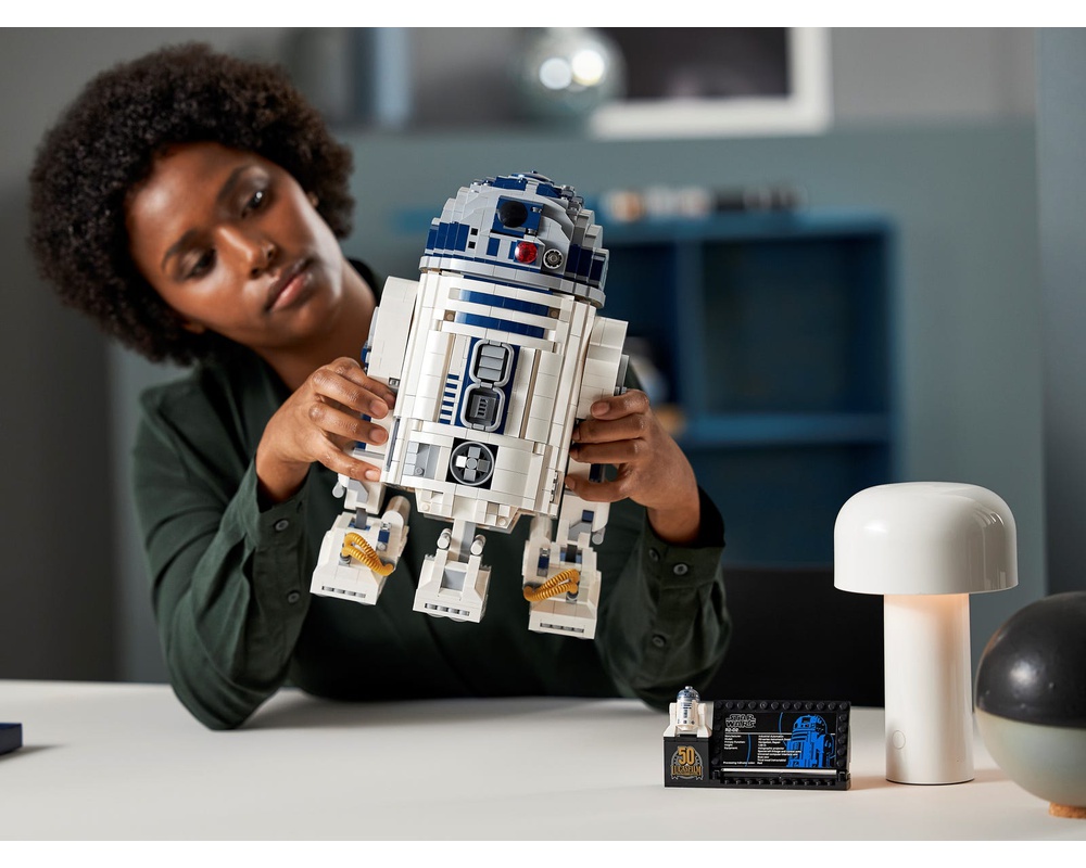 Lego Star Wars R2-D2 Buildable Droid Set 75308