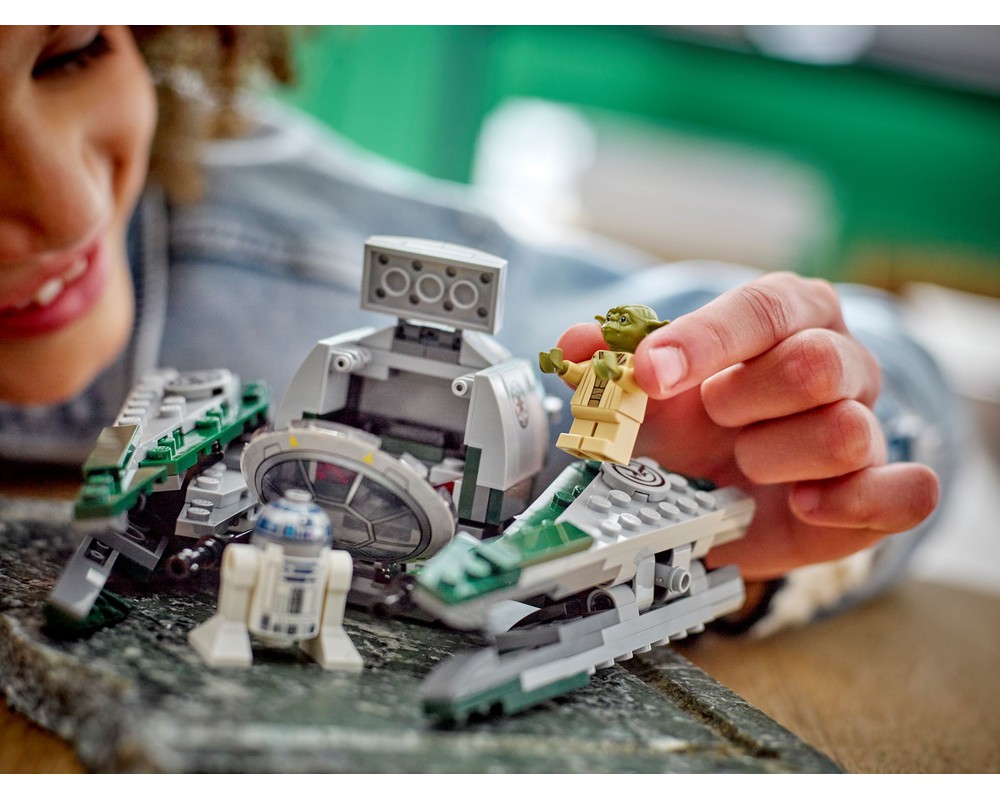 LEGO Set 75360-1 Yoda's Jedi Starfighter (2023 Star Wars) | Rebrickable ...