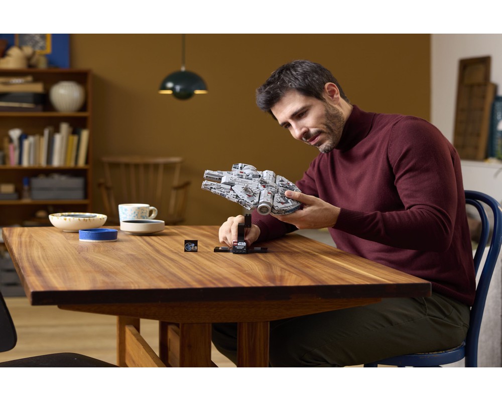 LEGO® Star Wars 75375 Millennium Falcon™ (2024) ab 66,99 € / 21