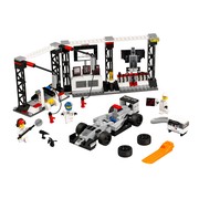 McLaren Mercedes Pit Stop