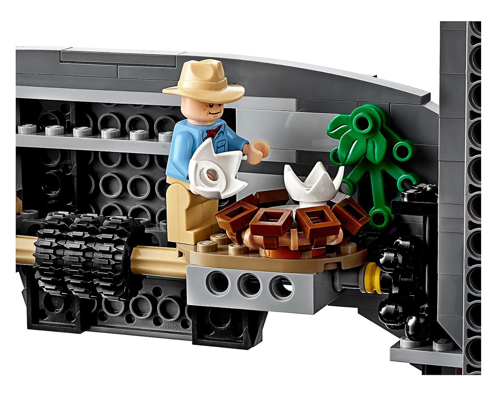 LEGO 75936 Jurassic Park: T. rex Rampage, the biggest LEGO dino