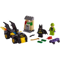 Batman vs. The Riddler Robbery, zdjęcie 1