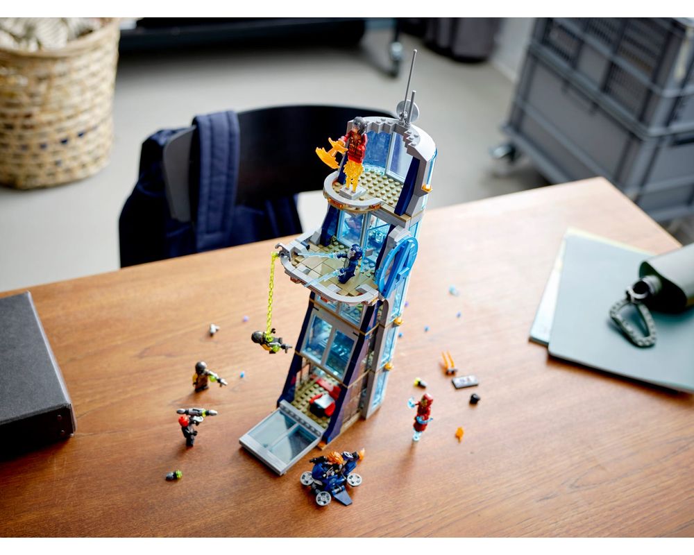 LEGO Set 76166-1 Avengers Tower Battle (2020 Super Heroes Marvel > Avengers)
