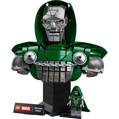 LEGO Doctor Doom Bust set 76345