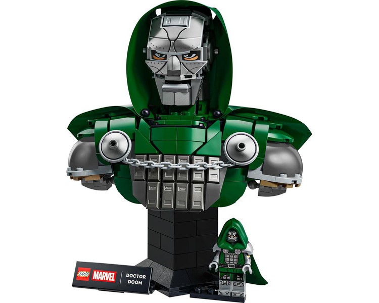 LEGO Avengers 76345 Doctor Doom Bust