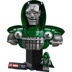 Doctor Doom Bust, zdjęcie 1
