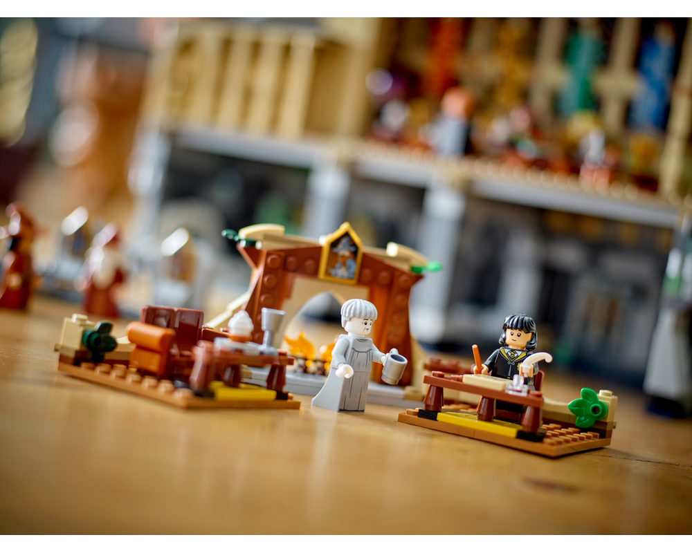 bend W67（48°） LEGO Hogwarts Castle: The Great Hall Set 76435 | Brick Owl