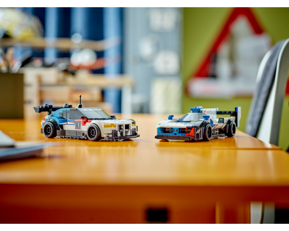 LEGO Set 76922-1 BMW M4 GT3 & BMW M Hybrid V8 Race Cars (2024