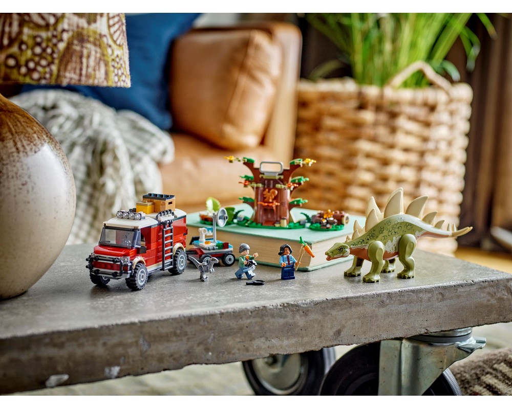 LEGO Set 76965-1 Dinosaur Missions: Stegosaurus Discovery (2024