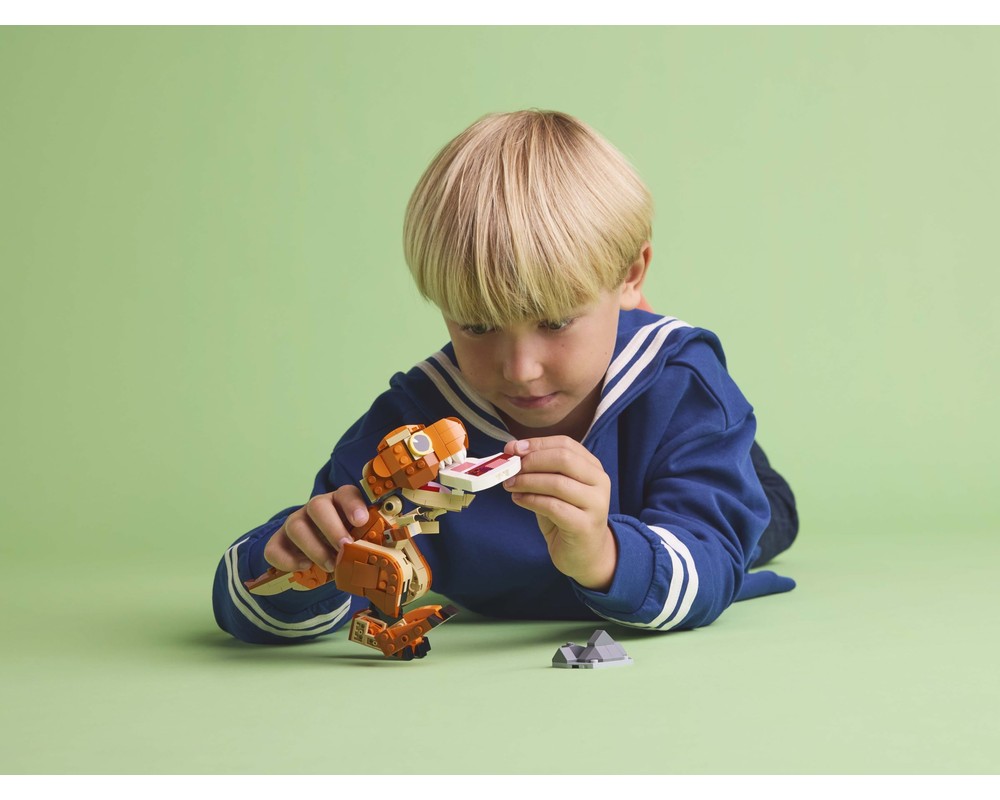LEGO Set 76967-1 Little Eatie: T. rex (2025 Jurassic World ...
