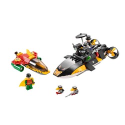 Robin's Scuba Jet: Attack of The Penguin, zdjęcie 1